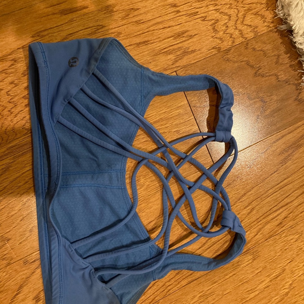 lulu lemon free to be sports bra